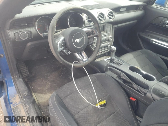 2017 Ford Mustang V6 z VIN 1FA6P8AM0H5220023, wystawiony jako Copart lot #49143025 z przebiegiem 163 056 mil mil oraz Szkoda całkowita • Salvage title. Historia ofert i sprzedaży dostępna na DreamBid. Obrazek 8.