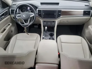 2021 Volkswagen Atlas SE z VIN 1V2LP2CA8MC508373, wystawiony jako Copart lot #88424755 z przebiegiem 74 586 mil mil oraz Szkody całkowita. Historia ofert i sprzedaży dostępna na DreamBid. Obrazek 8.