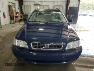 2003 Volvo V40 z VIN YV1VW27533F988646, wystawiony jako Copart lot #76371774 z przebiegiem 154 126 mil mil oraz Tytuł czysty. Historia ofert i sprzedaży dostępna na DreamBid. Obrazek 5.