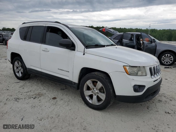 2011 Jeep Compass Latitude with VIN 1J4NF1FB7BD176133, listed as a Copart auction lot 54208385 with 163,525 mi miles and Clean Title. Bid and sale history available at carsss.com. Image 4.