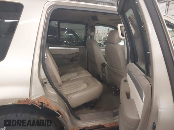 2003 Mercury Mountaineer Convenience z VIN 4M2ZU86K23ZJ06043, wystawiony jako IAAI lot #42215814 z przebiegiem 259 172 mil mil oraz . Historia ofert i sprzedaży dostępna na DreamBid. Obrazek 8.