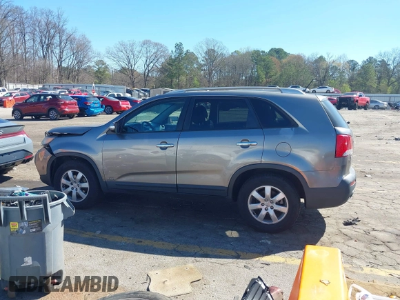 2012 Kia Sorento LX with VIN 5XYKTDA25CG235127, listed as a IAAI auction lot 41804019 with 176,000 mi miles. Bid and sale history available at carsss.com. Image 14.
