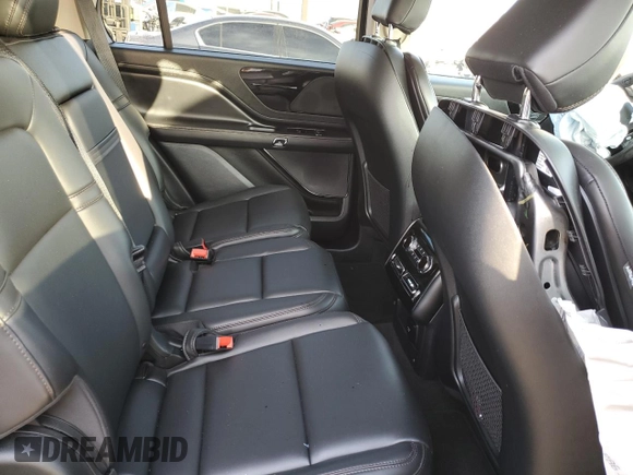 2023 Lincoln Aviator Standard z VIN 5LM5J6XC9PGL01432, wystawiony jako Copart lot #86017864 z przebiegiem Nie podano mil oraz Szkoda całkowita • Salvage title. Historia ofert i sprzedaży dostępna na DreamBid. Obrazek 11.
