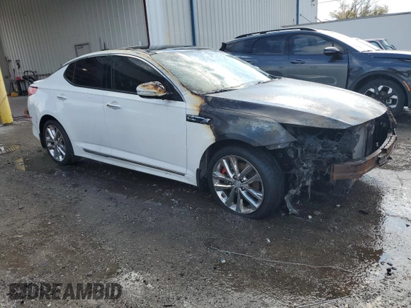 2015 Kia Optima SX Turbo with VIN 5XXGR4A69FG432592, listed as a Copart auction lot 86064834 with 0 mi miles and Non Repairable. Bid and sale history available at carsss.com. Image 4.