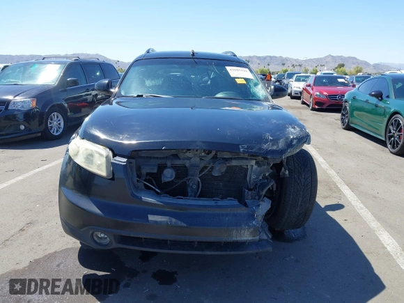 2005 Infiniti FX35 with VIN JNRAS08W95X215995, listed as a IAAI auction lot 42085118 with 295,901 mi miles. Bid and sale history available at carsss.com. Image 12.