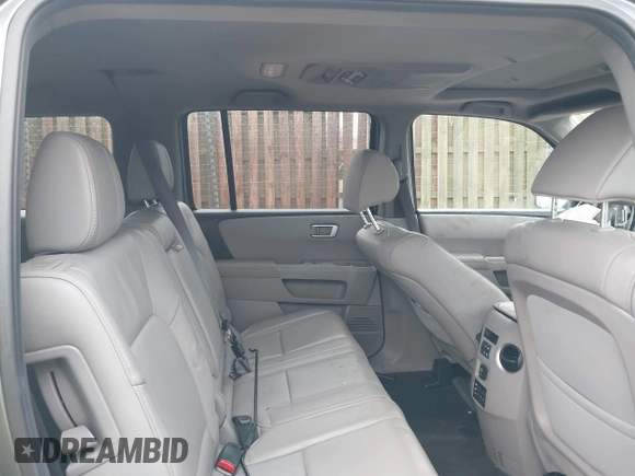 2013 Honda Pilot EX-L with VIN 5FNYF4H61DB040001, listed as a IAAI auction lot 41967020 with 109,862 mi miles and . Bid and sale history available at carsss.com. Image 8.