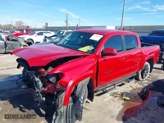 2021 Toyota Tacoma 2WD SR5 with VIN 5TFAZ5CN4MX114420, listed as a IAAI auction lot 41311974 with 39,207 mi miles. Bid and sale history available at carsss.com. Image 18.