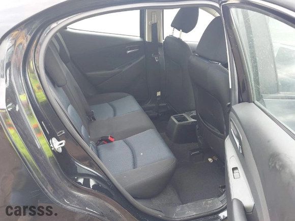 2018 Toyota Yaris iA with VIN 3MYDLBYV2JY323902, listed as a IAAI auction lot 41945185 with 76,195 mi miles. Bid and sale history available at carsss.com. Image 8.
