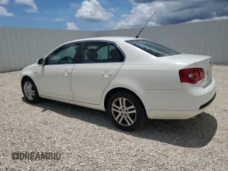 2007 Volkswagen Jetta Wolfsburg Edition z VIN 3VWEF71K17M182261, wystawiony jako Copart lot #64800435 z przebiegiem 89 246 mil mil oraz Czysty tytuł • Clean title. Historia ofert i sprzedaży dostępna na DreamBid. Obrazek 2.