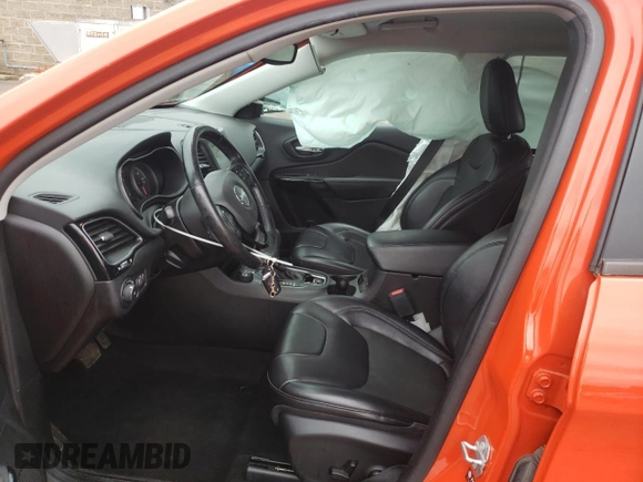 2021 Jeep Cherokee Latitude Plus with VIN 1C4PJMLB9MD157329, listed as a Copart auction lot 58624885 with 53,056 mi miles and Salvage title. Bid and sale history available at DreamBid. Image 7.