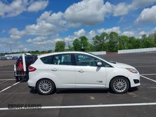 2017 Ford C-Max Titanium with VIN 1FADP5FU4HL103927, listed as a IAAI auction lot 42092655 with 96,193 mi miles and . Bid and sale history available at DreamBid. Image 12.