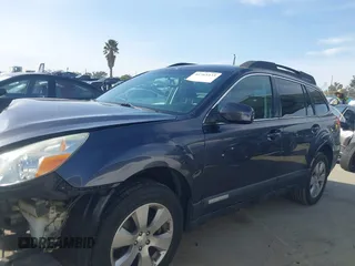 2011 Subaru Outback 3.6R Limited with VIN 4S4BRDJC0B2410847, listed as a IAAI auction lot 41765333 with 129,171 mi miles. Bid and sale history available at carsss.com. Image 14.