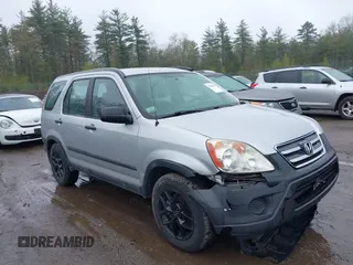 2006 Honda CR-V LX z VIN SHSRD78516U445578, wystawiony jako IAAI lot #42188479 z przebiegiem 218 656 mil mil oraz . Historia ofert i sprzedaży dostępna na DreamBid. Obrazek 1.