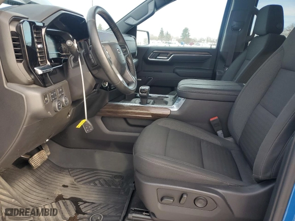 2024 Chevrolet Silverado 1500 LT Trail Boss with VIN 3GCUDFEL6RG130885, listed as a Copart auction lot 86979084 with 12,032 mi miles and Salvage Title. Bid and sale history available at carsss.com. Image 7.