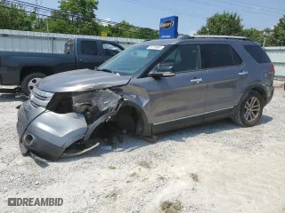 2014 Ford Explorer XLT with VIN 1FM5K7D93EGC10863, listed as a Copart auction lot 59759604 with 142,984 mi miles and Non Repairable. Bid and sale history available at carsss.com. Image 1.