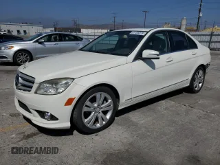 2010 Mercedes-Benz C 300 Sport с VIN WDDGF5EB8AR119048, выставлен на аукционе Copart как лот 61105075 с пробегом Не указан миль и Списание • Salvage title. История ставок и продаж доступна на DreamBid. Изображение 1.