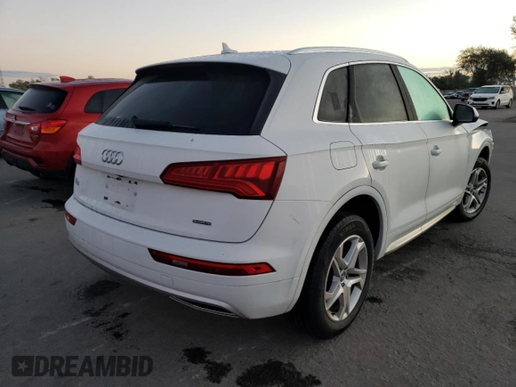 2019 Audi Q5 Premium with VIN WA1ANAFY8K2118873, listed as a Copart auction lot 70030672 with 37,486 mi miles. Bid and sale history available at carsss.com. Image 3.