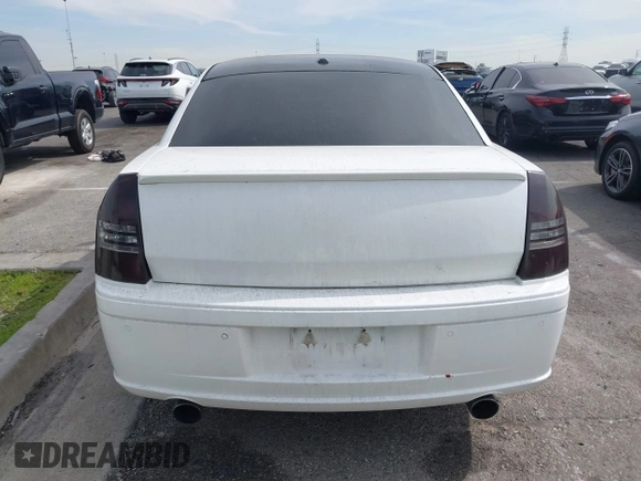 2007 Chrysler 300 C SRT8 with VIN 2C3LA73W17H659735, listed as a IAAI auction lot 41688198 with 132,785 mi miles. Bid and sale history available at carsss.com. Image 16.
