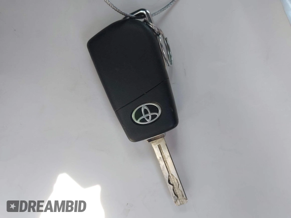 2023 Toyota Camry LE z VIN 4T1C11AK3PU182386, wystawiony jako IAAI lot #42118553 z przebiegiem 38 705 mil mil oraz . Historia ofert i sprzedaży dostępna na DreamBid. Obrazek 11.