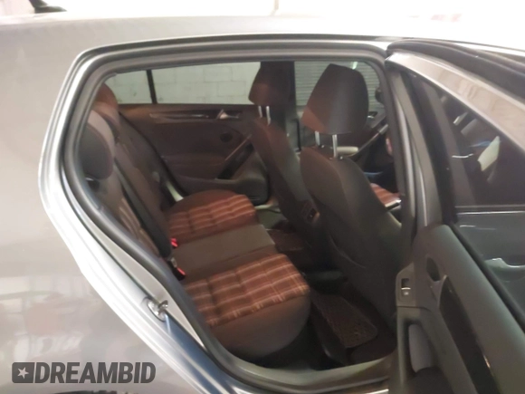 2011 Volkswagen GTI с VIN WVWGV7AJ0BW201252, выставлен на аукционе IAAI как лот 41335814 с пробегом 126 082 миль миль и . История ставок и продаж доступна на DreamBid. Изображение 8.