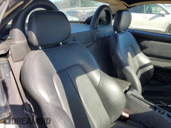 2001 Mercedes-Benz SLK 230 Kompressor z VIN WDBKK49F31F188527, wystawiony jako Copart lot #84489514 z przebiegiem 182 831 mil mil oraz Szkoda całkowita • Salvage title. Historia ofert i sprzedaży dostępna na DreamBid. Obrazek 10.