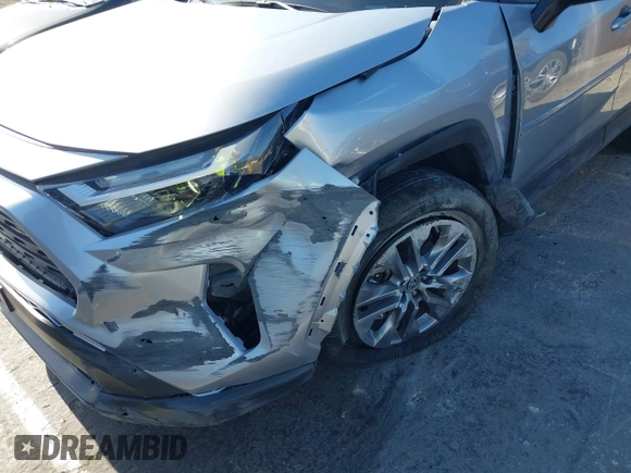 2024 Toyota RAV4 XLE Premium с VIN 2T3C1RFV0RC272866, выставлен на аукционе IAAI как лот 42249629 с пробегом 12 765 миль миль и . История ставок и продаж доступна на DreamBid. Изображение 17.