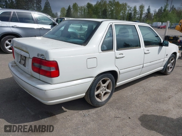 1999 Volvo S70 with VIN YV1LS55A4X1565064, listed as a IAAI auction lot 42009770 with 239,729 mi miles and . Bid and sale history available at DreamBid. Image 4.