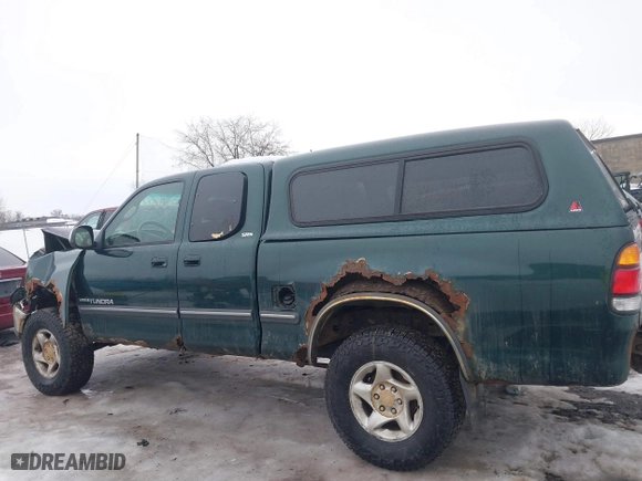 2000 Toyota Tundra SR5 with VIN 5TBBT4415YS019543, listed as a IAAI auction lot 41680668 with 195,173 mi miles. Bid and sale history available at carsss.com. Image 15.