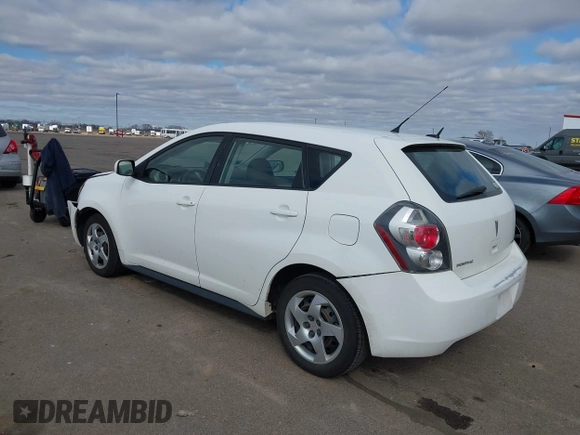 2010 Pontiac Vibe w/1SA with VIN 5Y2SP6E81AZ418263, listed as a IAAI auction lot 41964125 with 140,757 mi miles. Bid and sale history available at carsss.com. Image 3.