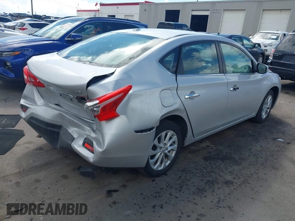 2018 Nissan Sentra SV with VIN 3N1AB7AP6JL657010, listed as a IAAI auction lot 41938113 with 115,547 mi miles. Bid and sale history available at carsss.com. Image 4.