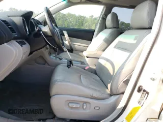 2008 Toyota Highlander Sport z VIN JTEES43A282027420, wystawiony jako Copart lot #59425245 z przebiegiem 119 233 mil mil oraz Czysty tytuł • Clean title. Historia ofert i sprzedaży dostępna na DreamBid. Obrazek 7.