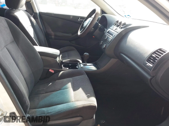 2012 Nissan Altima 2.5 S with VIN 1N4AL2AP6CN435251, listed as a IAAI auction lot 41931614 with 146,941 mi miles. Bid and sale history available at carsss.com. Image 5.
