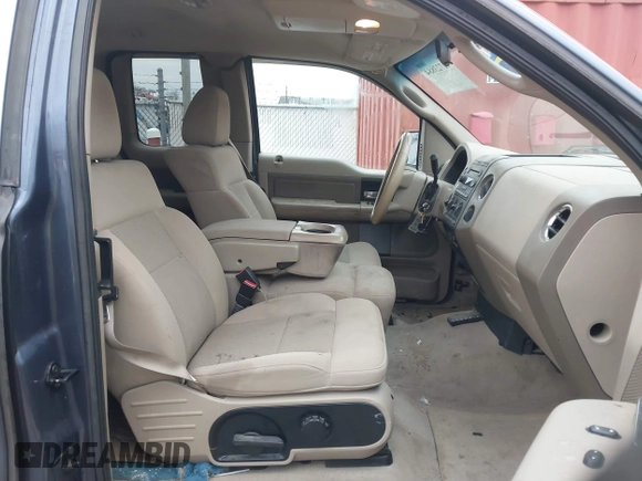 2005 Ford F-150 STX with VIN 1FTRX12W65FA56345, listed as a IAAI auction lot 41723884 with 251,594 mi miles. Bid and sale history available at carsss.com. Image 5.