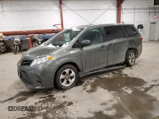 2019 Toyota Sienna L с VIN 5TDZZ3DC0KS993549, выставлен на аукционе Copart как лот 44848185 с пробегом 84 404 миль миль и Списание • Salvage title. История ставок и продаж доступна на DreamBid. Изображение 1.