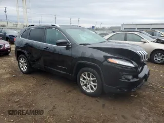 2016 Jeep Cherokee Altitude with VIN 1C4PJLCS3GW370862, listed as a Copart auction lot 50711115 with 171,307 mi miles and Salvage Title. Bid and sale history available at carsss.com. Image 4.