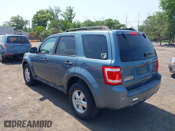 2010 Ford Escape XLT z VIN 1FMCU9DG0AKC42348, wystawiony jako IAAI lot #42421620 z przebiegiem 178 321 mil mil oraz . Historia ofert i sprzedaży dostępna na DreamBid. Obrazek 3.