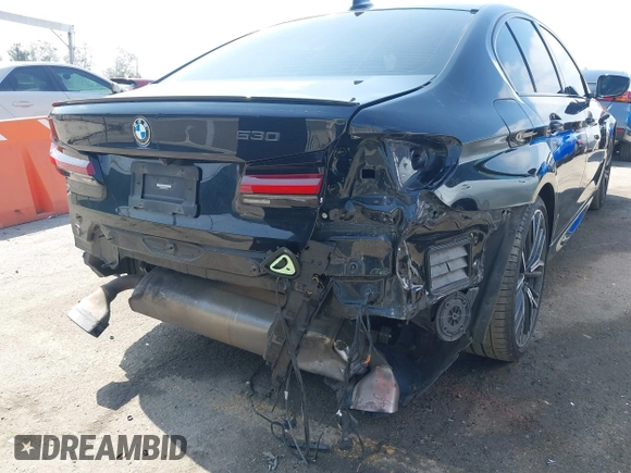 2022 BMW 5 Series 530i с VIN WBA53BH07NWX62224, выставлен на аукционе IAAI как лот 42348984 с пробегом 120 937 миль миль и . История ставок и продаж доступна на DreamBid. Изображение 6.