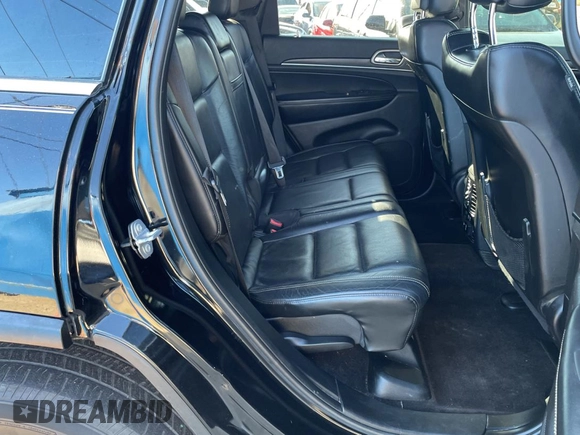 2017 Jeep Grand Cherokee Limited with VIN 1C4RJFBGXHC764210, listed as a Copart auction lot 84187054 with 179,762 mi miles and Clean title. Bid and sale history available at DreamBid. Image 6.