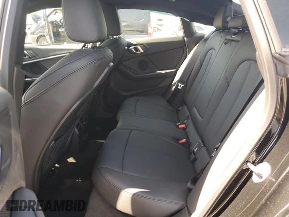 2024 BMW 2 Series 228i z VIN WBA53AK08R7R71605, wystawiony jako Copart lot #57066575 z przebiegiem 10 929 mil mil oraz Czysty tytuł • Clean title. Historia ofert i sprzedaży dostępna na DreamBid. Obrazek 10.