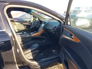 2016 Lincoln MKX Select with VIN 2LMTJ8KR5GBL55338, listed as a IAAI auction lot 41431389 with 93,181 mi miles. Bid and sale history available at carsss.com. Image 5.