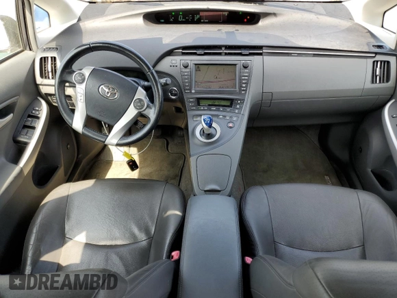 2011 Toyota Prius I z VIN JTDKN3DU7B0324753, wystawiony jako Copart lot #58086275 z przebiegiem 118 800 mil mil oraz Czysty tytuł • Clean title. Historia ofert i sprzedaży dostępna na DreamBid. Obrazek 8.