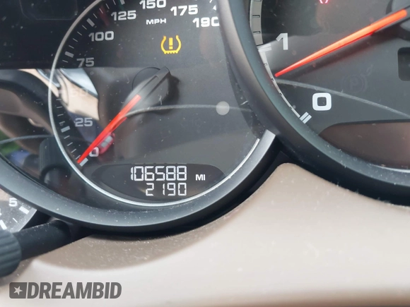 2012 Porsche Cayenne Turbo с VIN WP1AC2A29CLA80486, выставлен на аукционе IAAI как лот 42324263 с пробегом 106 588 миль миль и . История ставок и продаж доступна на DreamBid. Изображение 7.