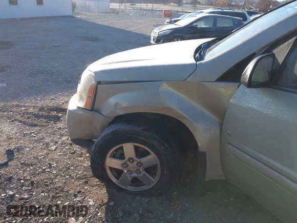 2009 Chevrolet Equinox LS with VIN 2CNDL13F896222297, listed as a IAAI auction lot 40950213 with 164,071 mi miles. Bid and sale history available at carsss.com. Image 6.