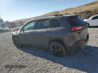 2018 Jeep Cherokee Latitude with VIN 1C4PJLCB2JD556444, listed as a Copart auction lot 75304464 with 75,201 mi miles and Salvage title. Bid and sale history available at DreamBid. Image 2.