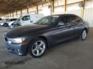2013 BMW 3 Series 328i z VIN WBA3C1C56DF443903, wystawiony jako Copart lot #55061245 z przebiegiem Nie podano mil oraz Szkody całkowita. Historia ofert i sprzedaży dostępna na DreamBid. Obrazek 1.