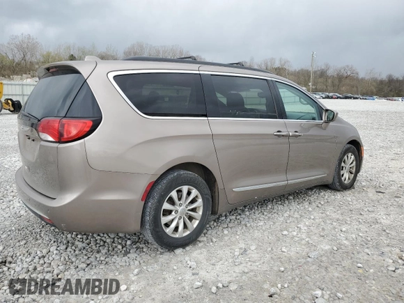2017 Chrysler Pacifica Touring L with VIN 2C4RC1BG2HR752220, listed as a Copart auction lot 52974835 with 152,239 mi miles and Salvage Title. Bid and sale history available at DreamBid. Image 3.