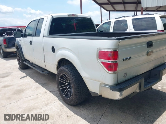 2011 Ford F-150 XL with VIN 1FTEX1CM0BFB83003, listed as a IAAI auction lot 42350229 with 216,007 mi miles and . Bid and sale history available at DreamBid. Image 3.