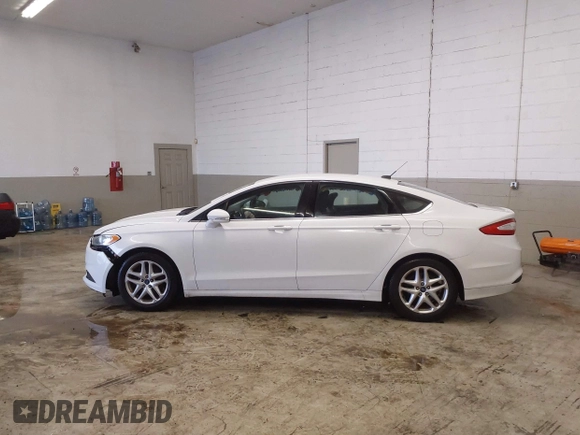 2013 Ford Fusion SE with VIN 3FA6P0H78DR268040, listed as a IAAI auction lot 41524125 with 172,712 mi miles. Bid and sale history available at carsss.com. Image 14.