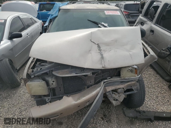 1997 Chevrolet Blazer LS with VIN 1GNCS13W3V2197732, listed as a Copart auction lot 56792025 with 203,968 mi miles and Non repairable. Bid and sale history available at DreamBid. Image 5.