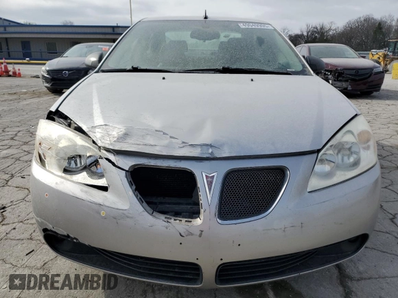 2008 Pontiac G6 GT z VIN 1G2ZH57N084117438, wystawiony jako Copart lot #49049905 z przebiegiem 227 351 mil mil oraz Czysty tytuł • Clean title. Historia ofert i sprzedaży dostępna na DreamBid. Obrazek 5.